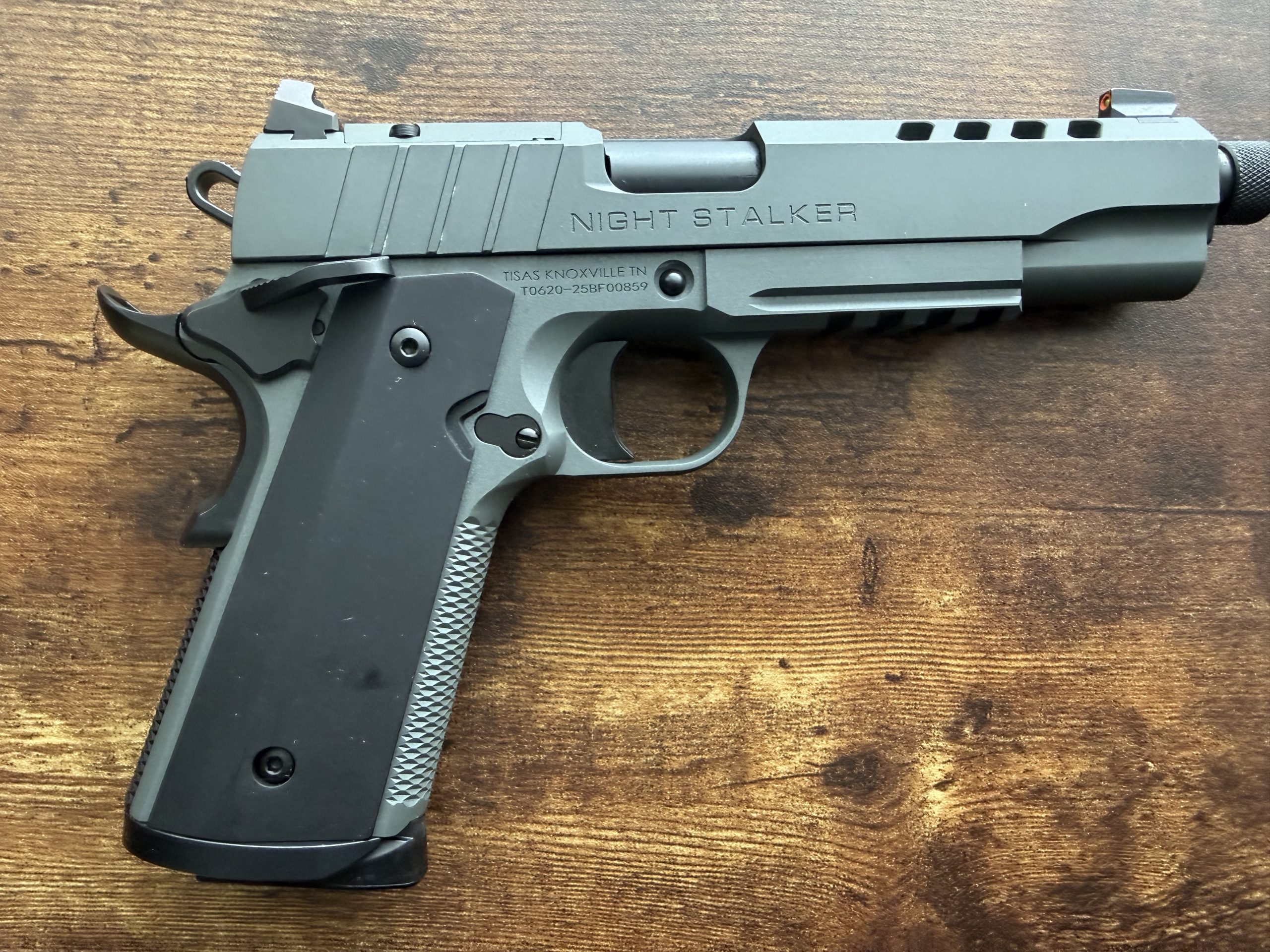 Tisas 1911 Night Stalker 9MM
